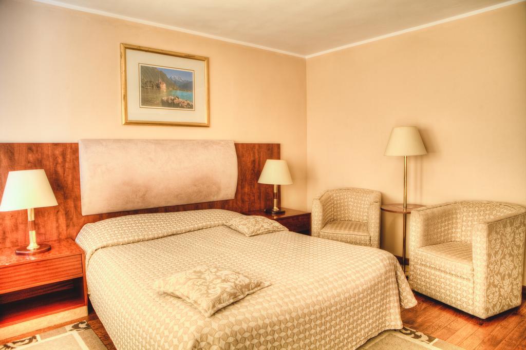 Vila Pinul Si Mesteacanul Hotell Poiana Brasov Eksteriør bilde