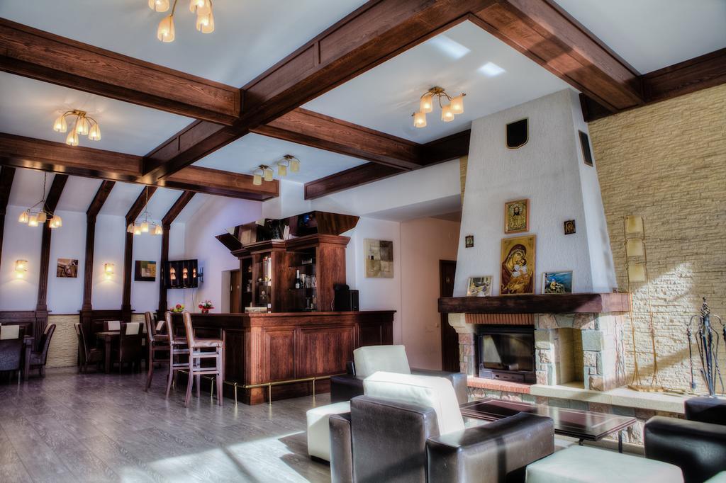 Vila Pinul Si Mesteacanul Hotell Poiana Brasov Eksteriør bilde