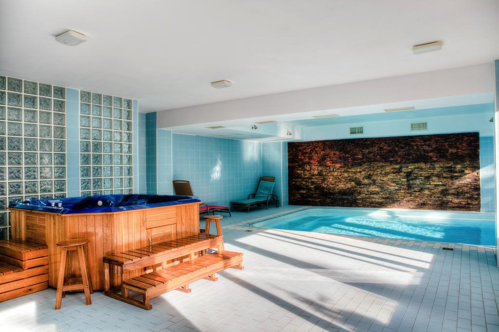 Vila Pinul Si Mesteacanul Hotell Poiana Brasov Eksteriør bilde