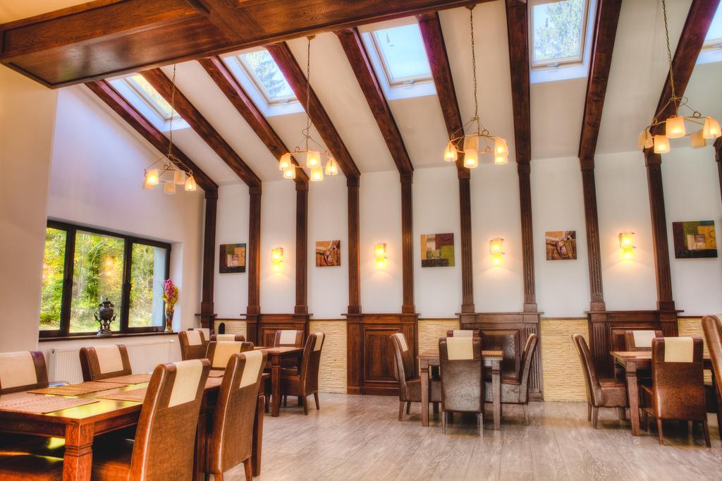 Vila Pinul Si Mesteacanul Hotell Poiana Brasov Eksteriør bilde